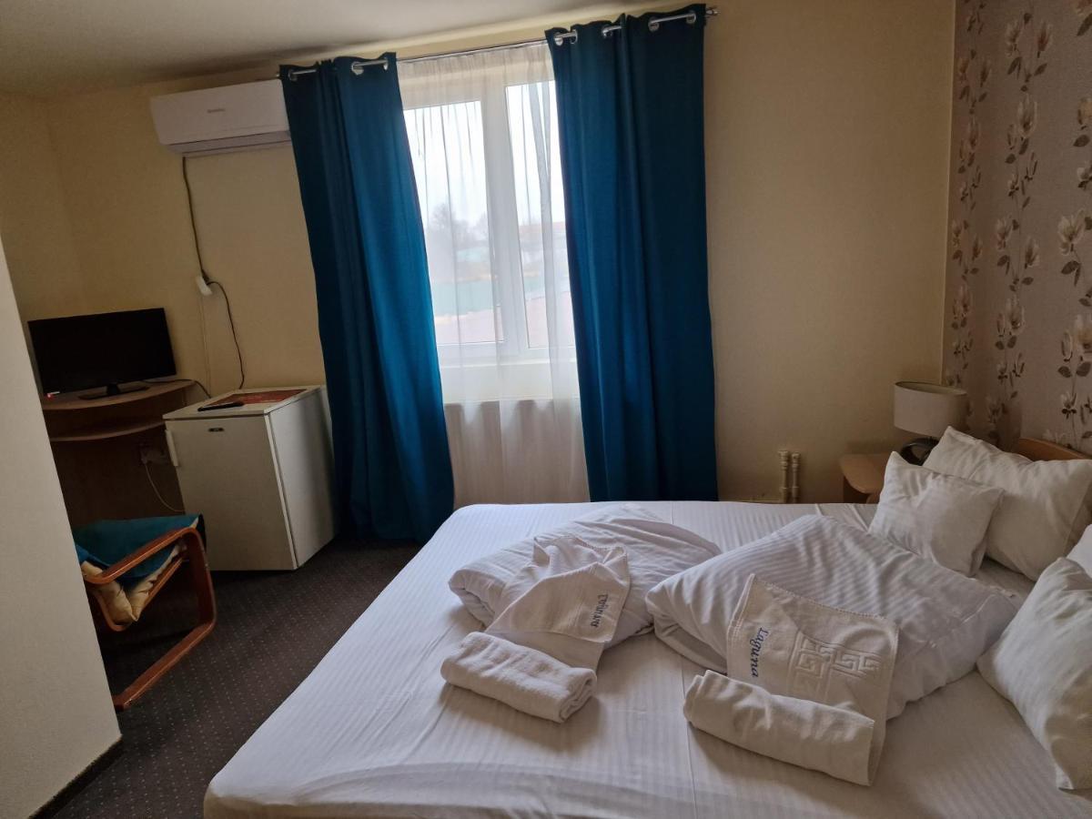 Motel Laguna Beius Eksteriør bilde